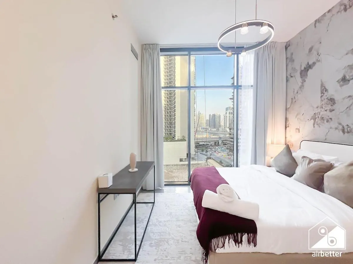 Daire Luxury 2Br In Merano Tower & Stunning Canal Views Dubai Birleşik Arap Emirlikleri